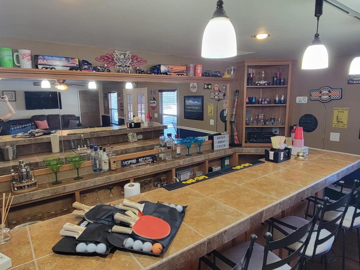 Parker Strip Pool House With Game Room! Exterior photo